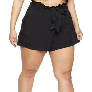 New Look Paper Bag waist shorts